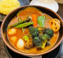 アジアンバーラマイ：スープカレーやさい…1,000円